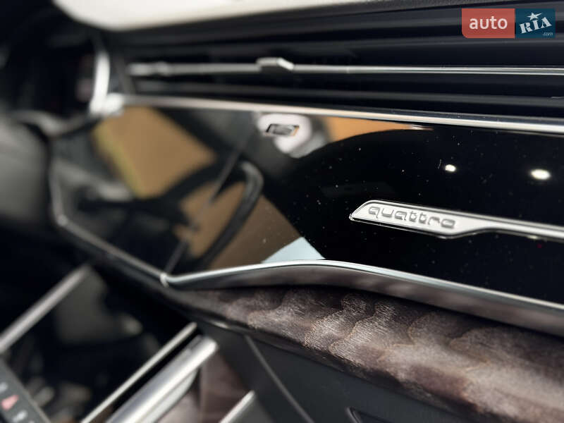 Внедорожник / Кроссовер Audi Q8 2020 в Ивано-Франковске
