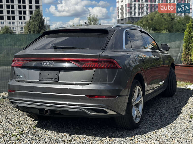 Внедорожник / Кроссовер Audi Q8 2018 в Киеве