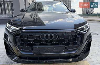 Внедорожник / Кроссовер Audi Q8 2023 в 