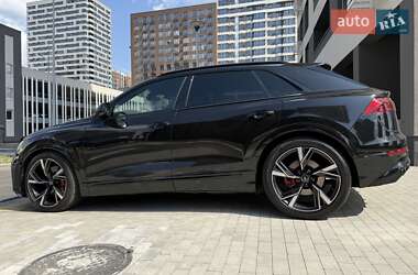 Внедорожник / Кроссовер Audi Q8 2023 в 