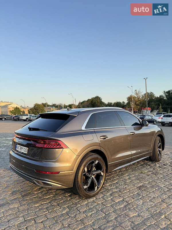 Внедорожник / Кроссовер Audi Q8 2019 в Харькове