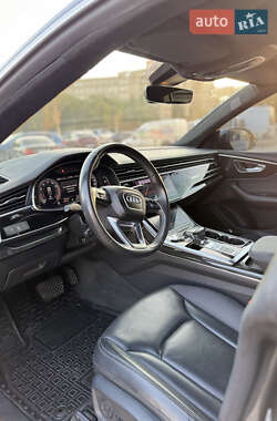 Внедорожник / Кроссовер Audi Q8 2019 в 