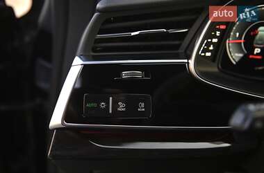 Внедорожник / Кроссовер Audi Q8 2025 в 