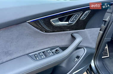 Внедорожник / Кроссовер Audi Q8 2025 в 