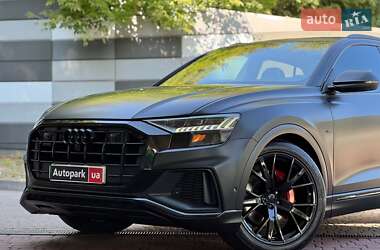Внедорожник / Кроссовер Audi Q8 2019 в 