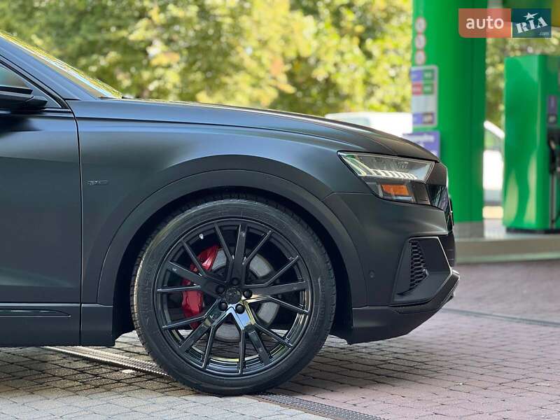 Позашляховик / Кросовер Audi Q8 2019 в Києві