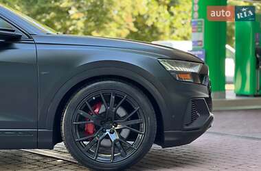 Внедорожник / Кроссовер Audi Q8 2019 в 