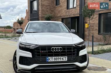 Внедорожник / Кроссовер Audi Q8 2018 в 