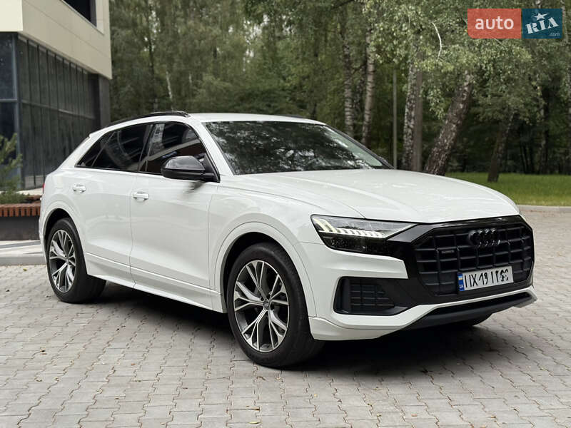 Внедорожник / Кроссовер Audi Q8 2020 в Тернополе