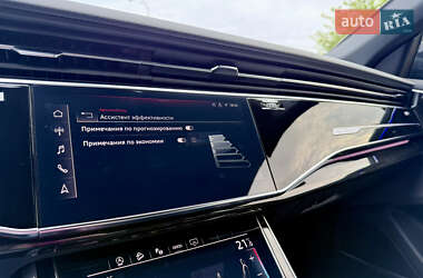 Внедорожник / Кроссовер Audi Q8 2025 в 