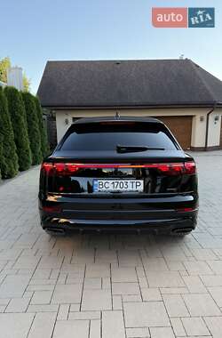 Позашляховик / Кросовер Audi Q8 2025 в Львові