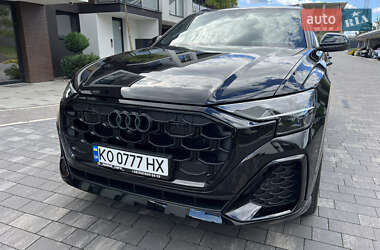 Внедорожник / Кроссовер Audi Q8 2024 в 