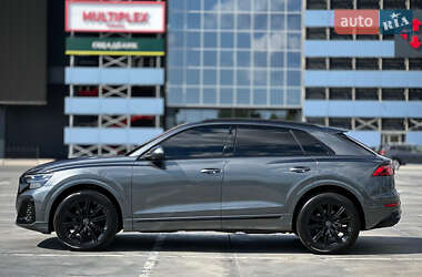 Внедорожник / Кроссовер Audi Q8 2024 в 