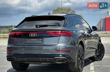 Внедорожник / Кроссовер Audi Q8 2024 в 