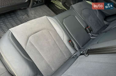 Внедорожник / Кроссовер Audi Q8 2024 в 
