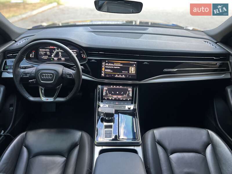 Внедорожник / Кроссовер Audi Q8 2021 в Днепре