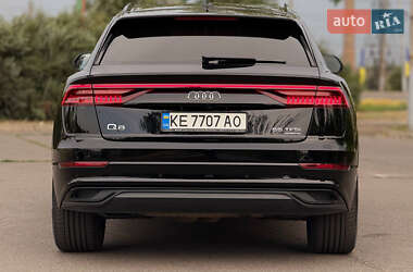 Внедорожник / Кроссовер Audi Q8 2019 в 