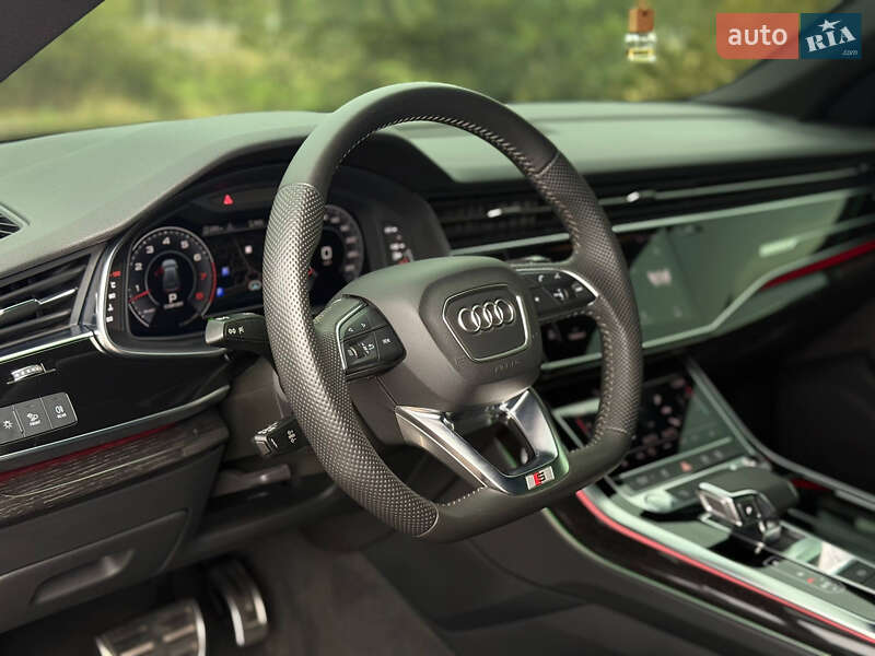 Позашляховик / Кросовер Audi Q8 2019 в Кривому Розі