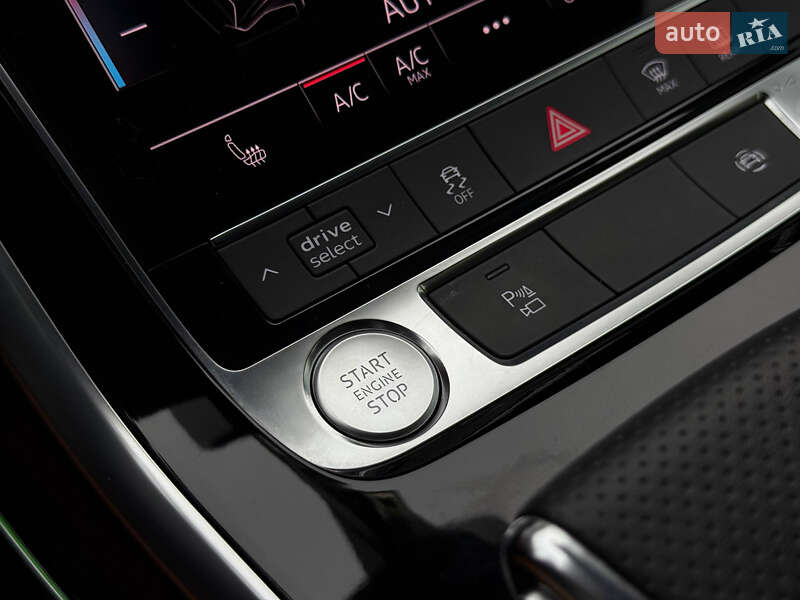 Позашляховик / Кросовер Audi Q8 2019 в Кривому Розі