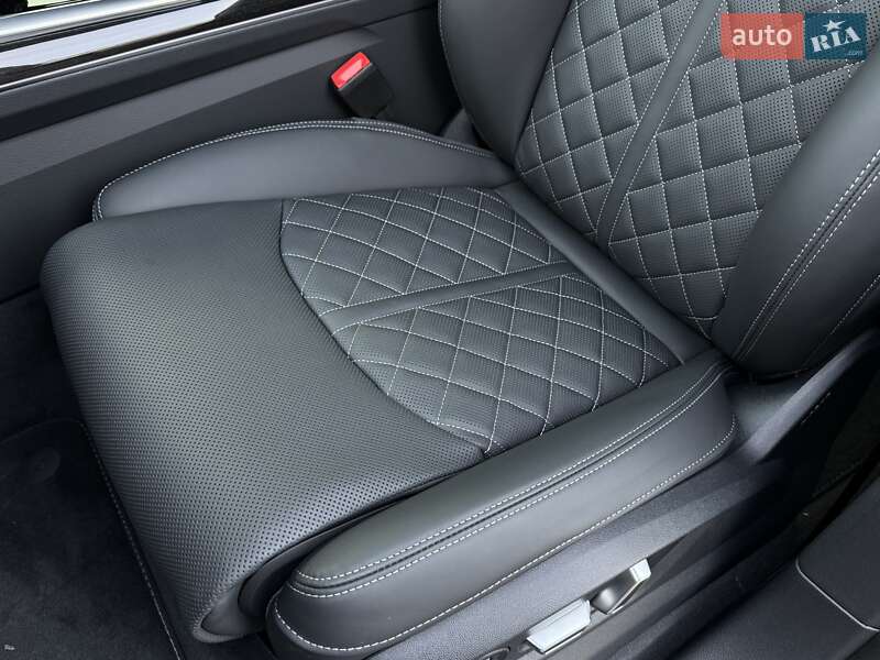 Внедорожник / Кроссовер Audi Q8 2025 в Львове фото 40 Внедорожник / Кроссовер Audi Q8 2025 в Львове