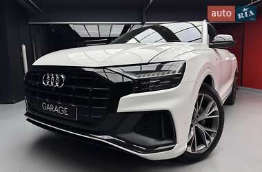 Внедорожник / Кроссовер Audi Q8 2019 в 