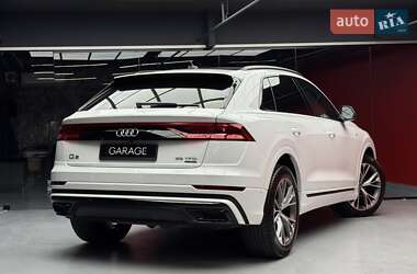 Внедорожник / Кроссовер Audi Q8 2019 в 