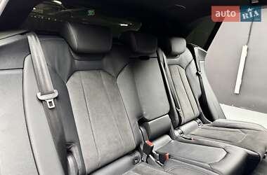 Внедорожник / Кроссовер Audi Q8 2019 в 