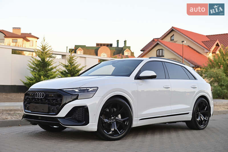 Позашляховик / Кросовер Audi Q8 2025 в Львові