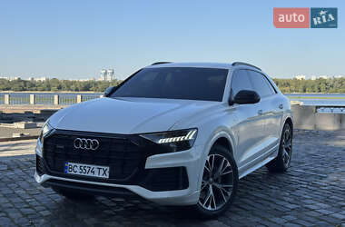 Внедорожник / Кроссовер Audi Q8 2019 в 