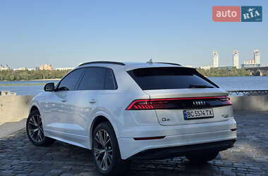 Внедорожник / Кроссовер Audi Q8 2019 в 