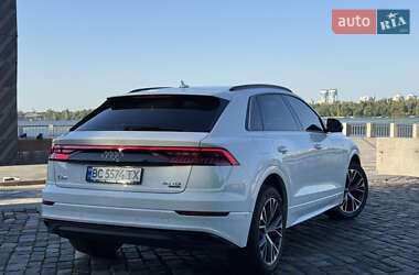 Внедорожник / Кроссовер Audi Q8 2019 в 