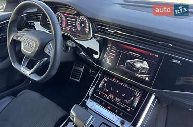 Внедорожник / Кроссовер Audi Q8 2019 в 