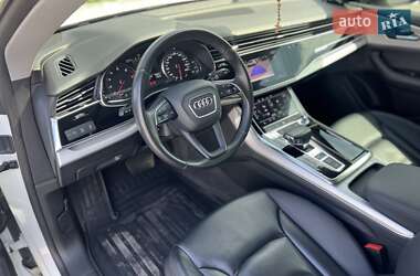 Внедорожник / Кроссовер Audi Q8 2018 в Ужгороде