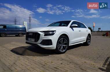 Внедорожник / Кроссовер Audi Q8 2019 в 
