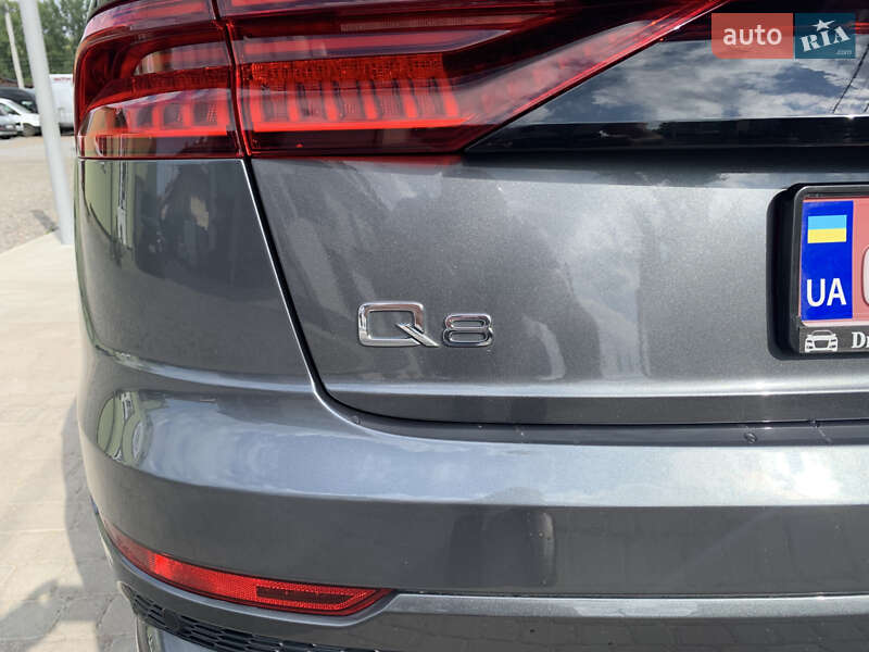 Внедорожник / Кроссовер Audi Q8 2018 в Дрогобыче