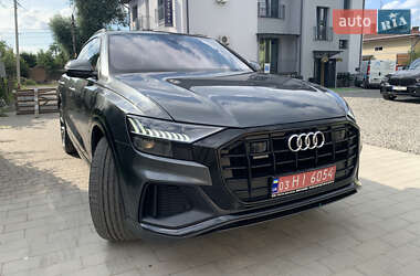 Внедорожник / Кроссовер Audi Q8 2018 в 