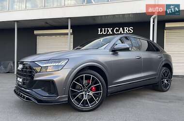Внедорожник / Кроссовер Audi Q8 2018 в 