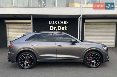 Внедорожник / Кроссовер Audi Q8 2018 в 