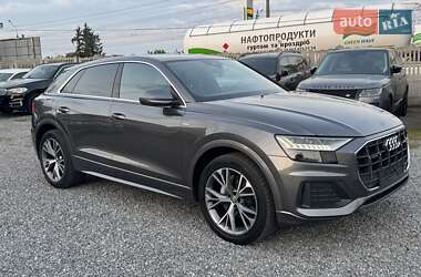 Внедорожник / Кроссовер Audi Q8 2019 в 