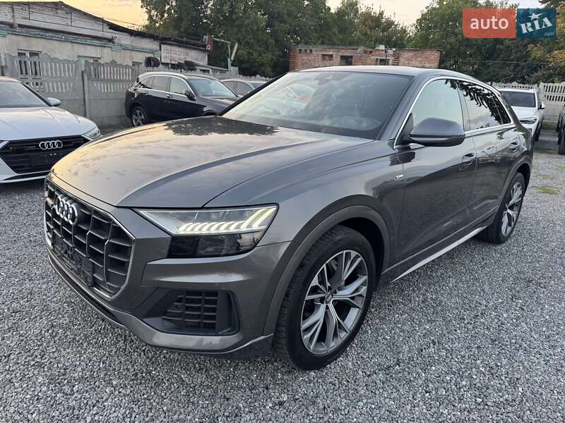 Внедорожник / Кроссовер Audi Q8 2019 в Тернополе