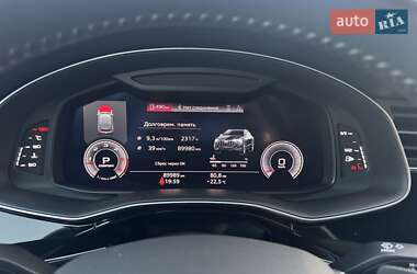 Внедорожник / Кроссовер Audi Q8 2019 в 