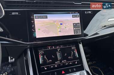Внедорожник / Кроссовер Audi Q8 2019 в 
