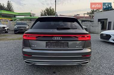 Внедорожник / Кроссовер Audi Q8 2019 в 