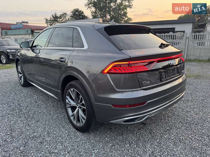 Внедорожник / Кроссовер Audi Q8 2019 в Тернополе