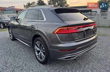 Внедорожник / Кроссовер Audi Q8 2019 в 