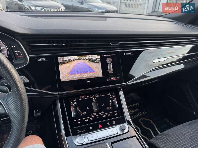 Внедорожник / Кроссовер Audi Q8 2019 в Тернополе