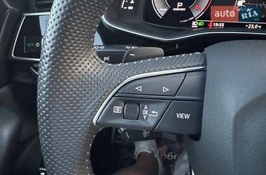 Внедорожник / Кроссовер Audi Q8 2019 в 