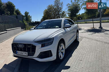 Позашляховик / Кросовер Audi Q8 2018 в Києві