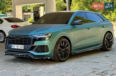Позашляховик / Кросовер Audi Q8 2018 в Дніпрі