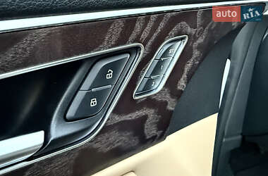 Внедорожник / Кроссовер Audi Q8 2019 в Запорожье